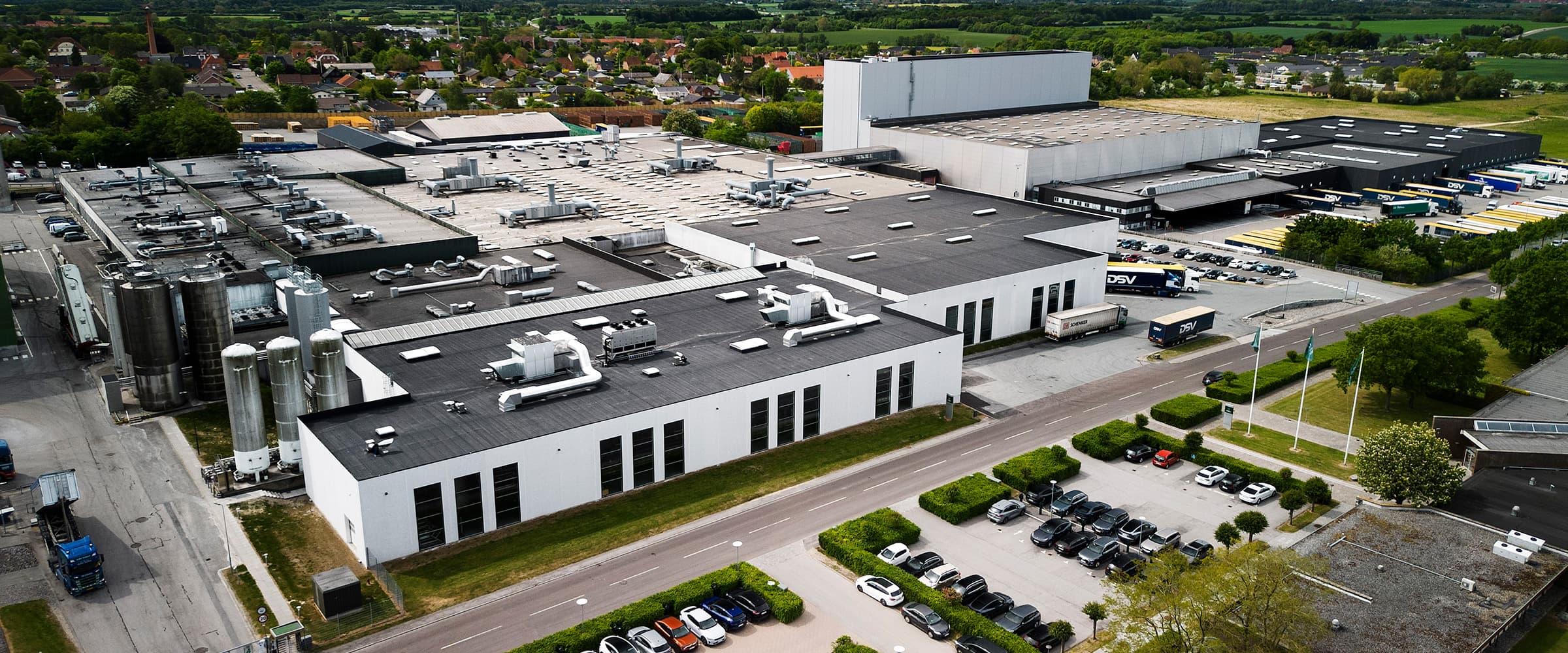 Royal Unibrew var en af 20 danske virksomheder, der i 2020 deltog i DI’s projekt ”Elektrificering af fødevareindustrien”. Resultatet blev en plan udarbejdet af Viegand Maagøe, der viste, hvordan bryggeriet i Faxe kunne elektrificere en stor del af sin proces med store energibesparelser til følge.